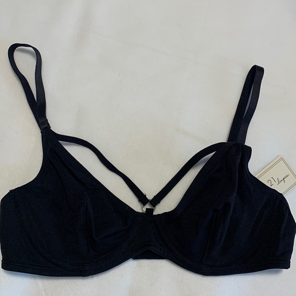 NWT Forever 21 Black Sexy Bra Size 34A
